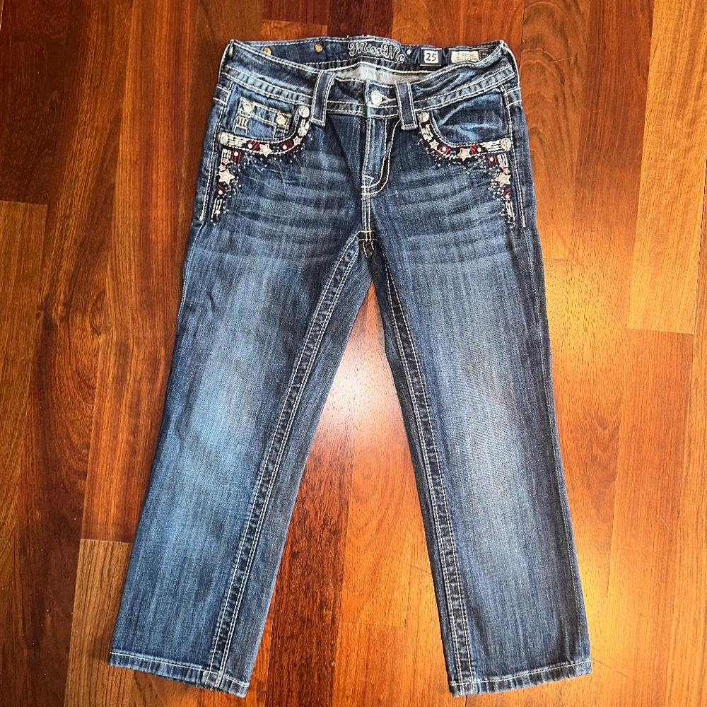 Miss Me Star Crossed Cuffed Embellished Capri Jeans ~ 25